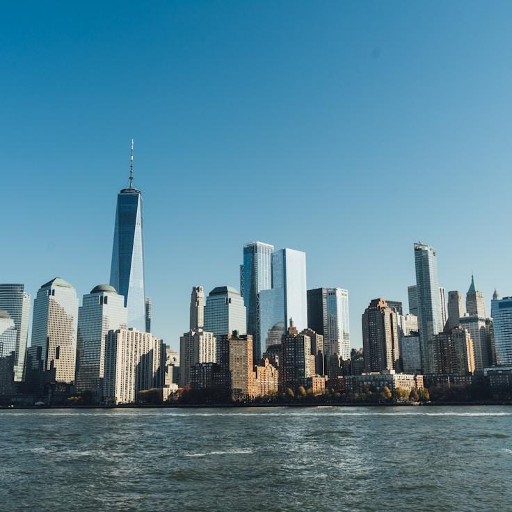 Olivia Thompson - Expat family life guide in United Kingdom